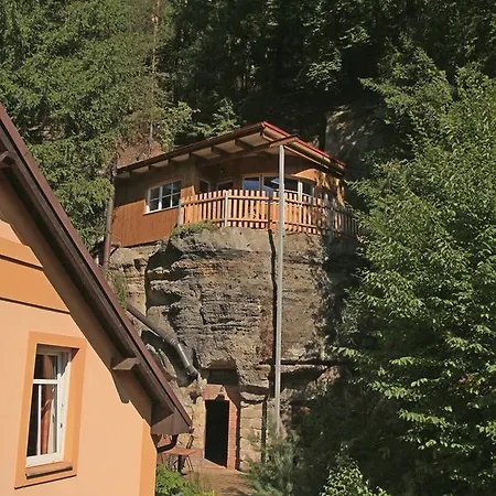 Malbenka - Na Skale Pod Hradem