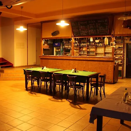 Lodge Malbenka - Na Skale Pod Hradem Kokorin